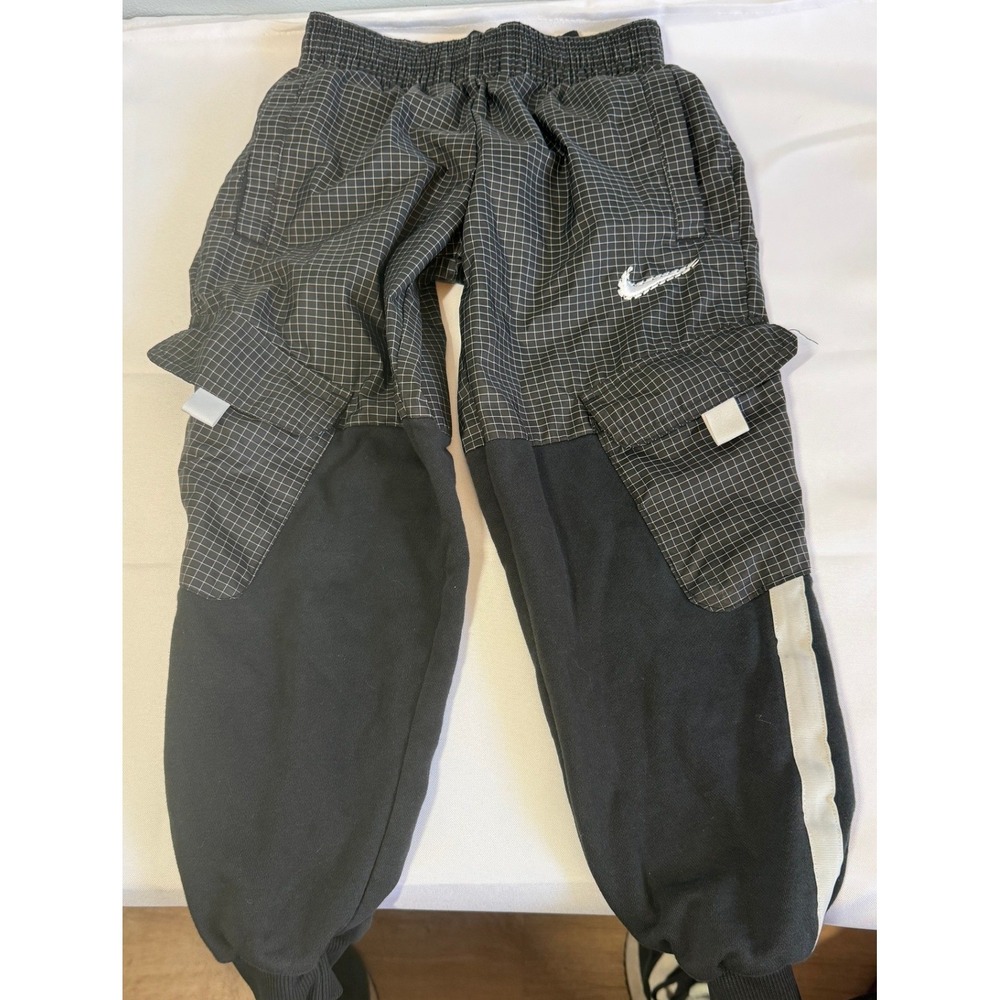 Nike Boys Joggers XS Black Grid Cargo Mixed Media Sweatpants Activewear Sports